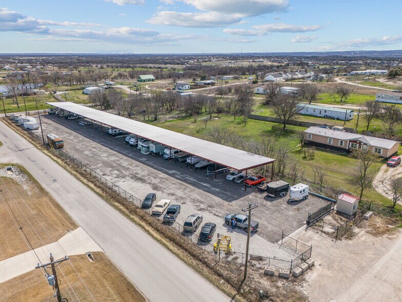 More Photos Of 101 Enchanted Lakes dr, Azle Self Storage For Sale
