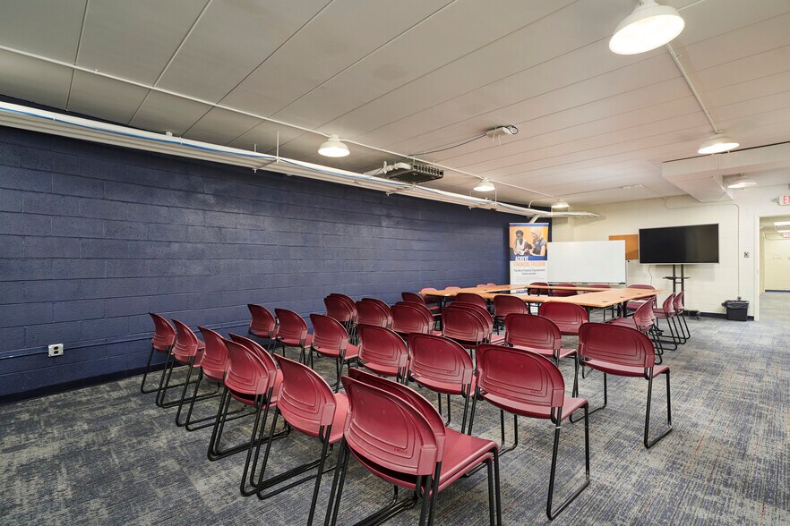 More Photos Of 1060 Kenmore Blvd, Akron Bank For Sale