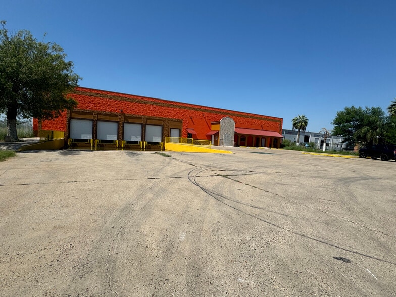 More Photos Of 6612 S 28th St, McAllen Warehouse For Lease
