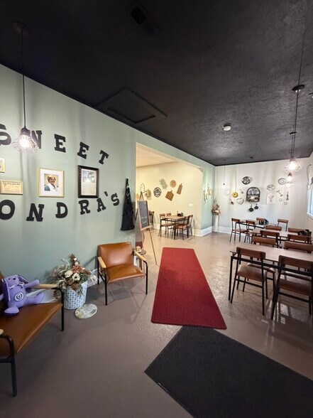 More Photos Of 12150 N US Highway 421, Monticello General Retail For Sale