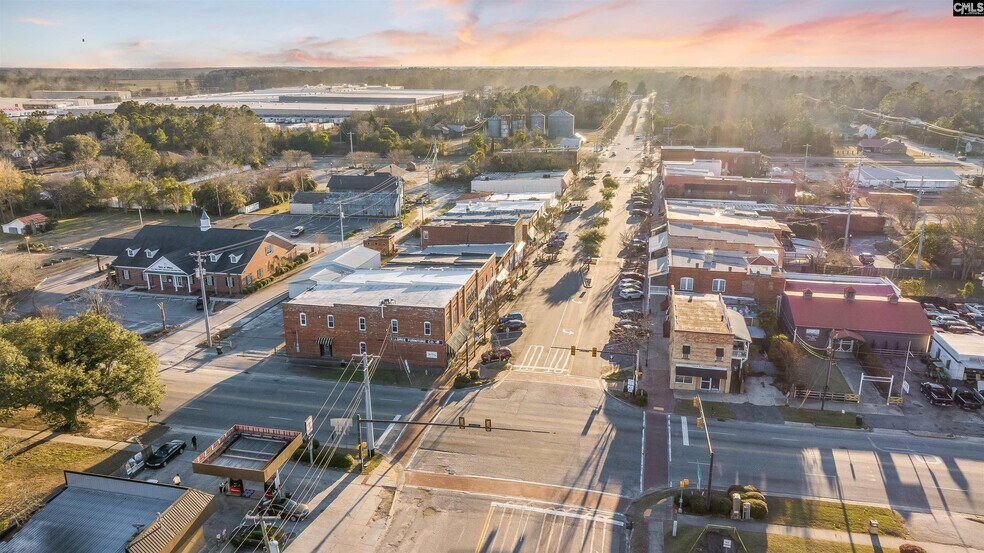 More Photos Of 2701 Cleveland St, Elloree Storefront Retail Residential For Sale