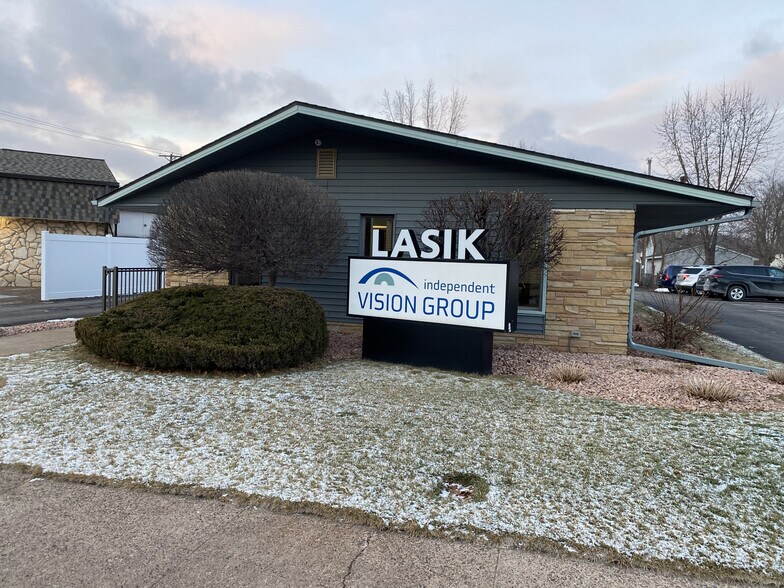Primary Photo Of 1608 Ohm Ave, Eau Claire Office For Lease