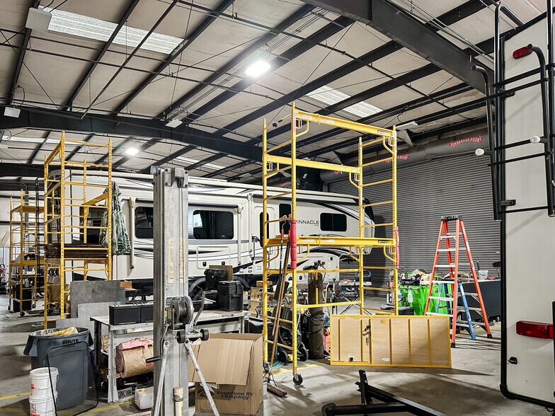 More Photos Of 1029-1039 Orlando Ave, Roseville General Retail For Sale