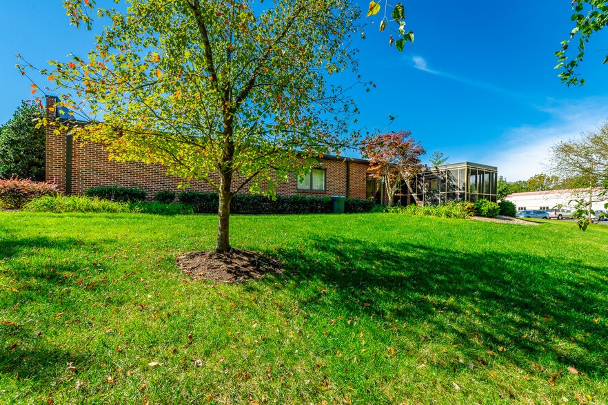 More Photos Of 932 Spring Creek Rd, Chattanooga Office For Sale