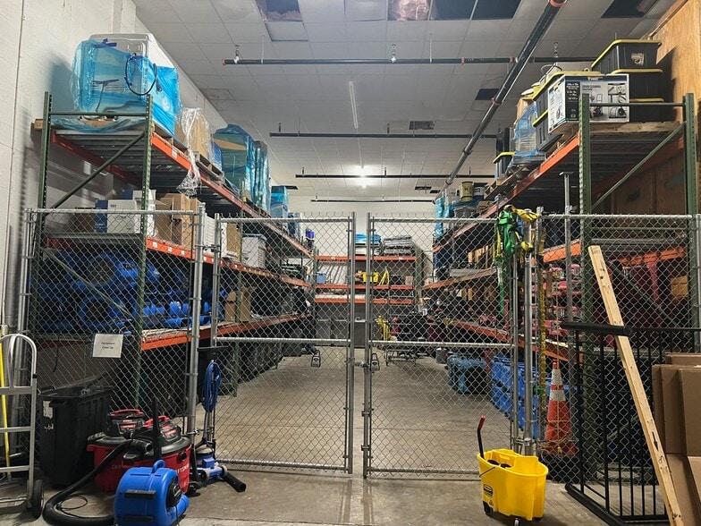 More Photos Of 26 Industrial Park Dr, Waldorf Warehouse For Sale