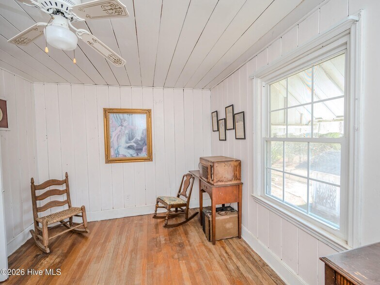 More Photos Of 60 Callahan Rd, Orrum Specialty For Sale