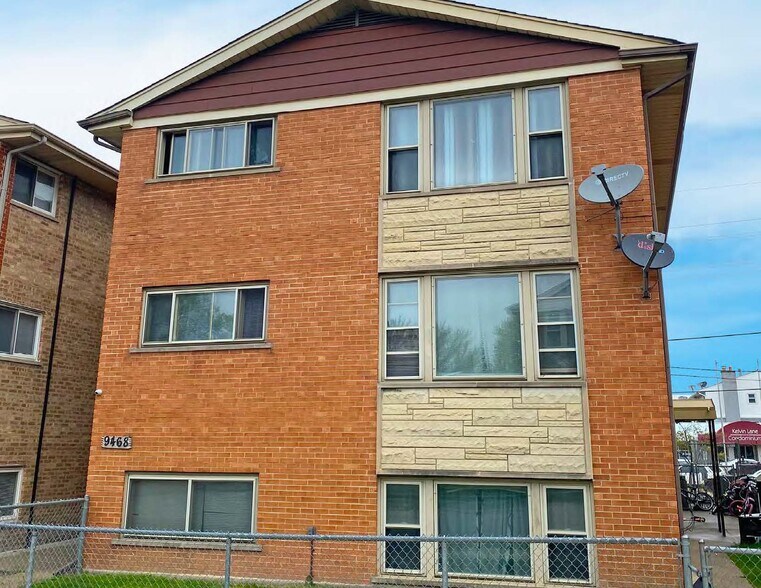 More Photos Of 9468 Lawrence Ct, Schiller Park Apartments For Sale