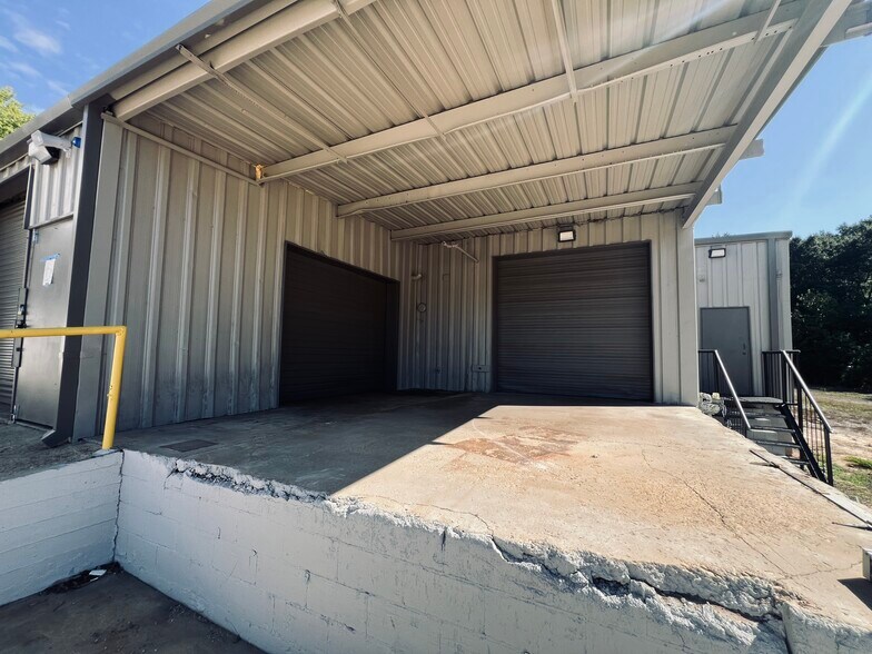 More Photos Of 3300 Atlanta Hwy, Montgomery Warehouse For Lease