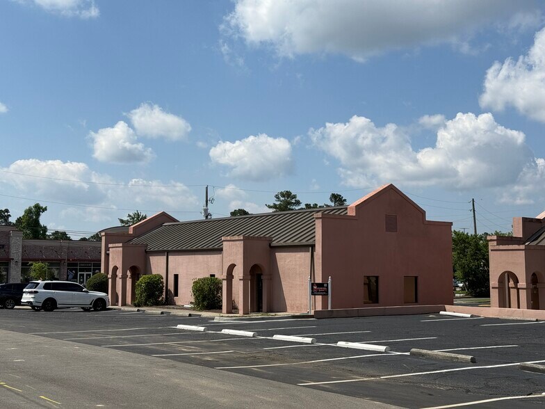 More Photos Of 106 Davis Rd, Augusta Storefront Retail Office For Lease