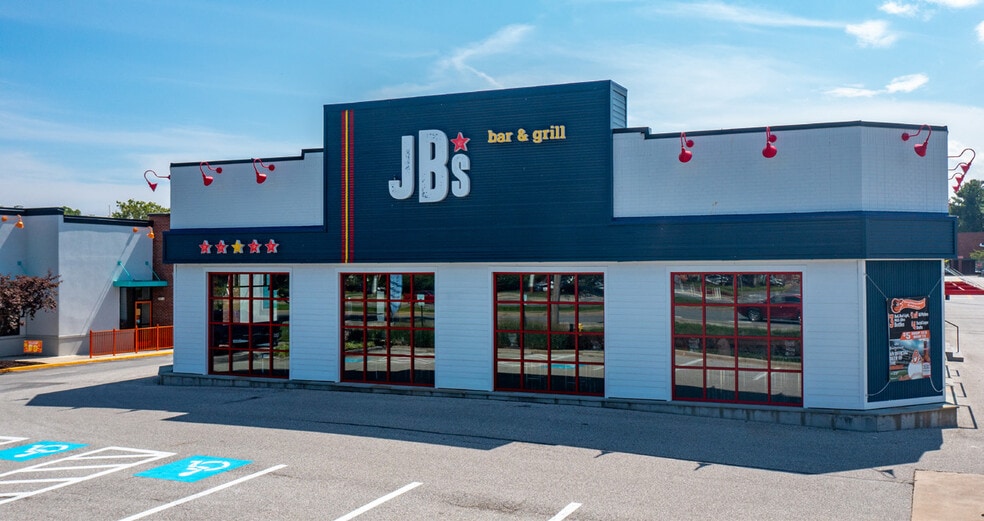 More Photos Of 550-552 Ritchie Hwy, Severna Park Freestanding For Lease