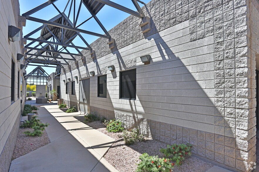 More Photos Of 6344 E Broadway Rd, Mesa Medical For Lease