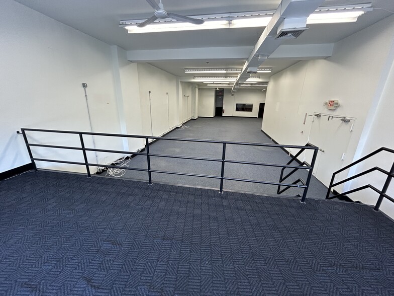 More Photos Of 931 Flatbush Ave, Brooklyn General Retail For Lease