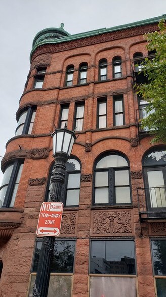 More Photos Of 1252 Main St, Springfield Office For Sale