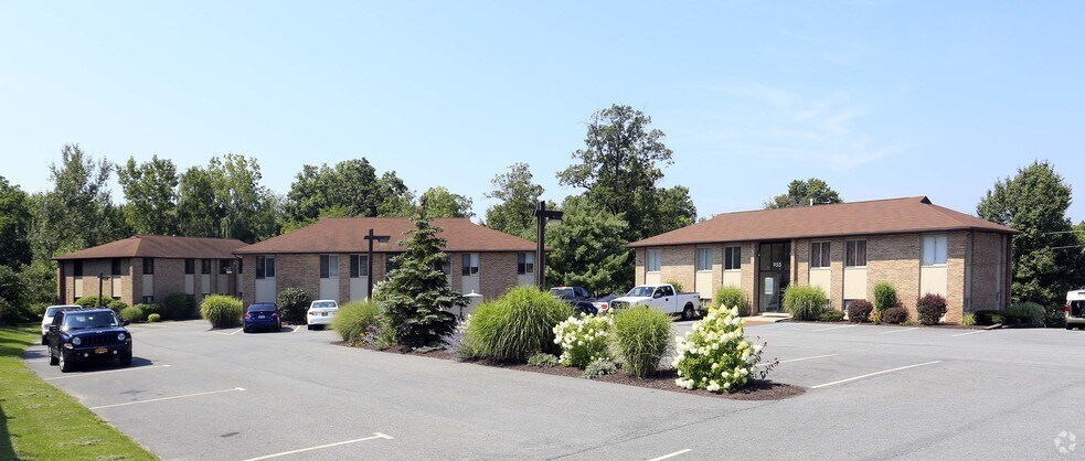 Primary Photo Of 255 Route 17K, Newburgh Coworking Space
