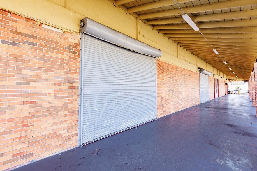 More Photos Of 541 SW 16th St, Belle Glade Storefront For Lease