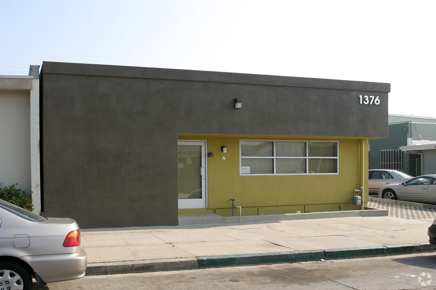 More Photos Of 1376 Coronado Ave, Long Beach Warehouse For Lease