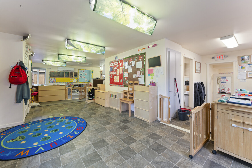 More Photos Of 2125 Coburg Rd, Eugene Healthcare For Sale