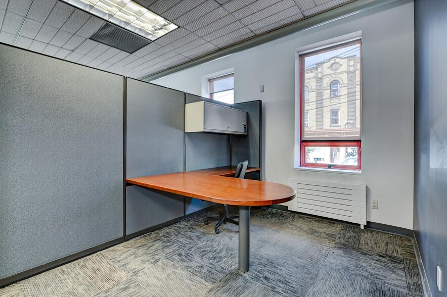 More Photos Of 139 Chestnut St, Nutley Office For Lease