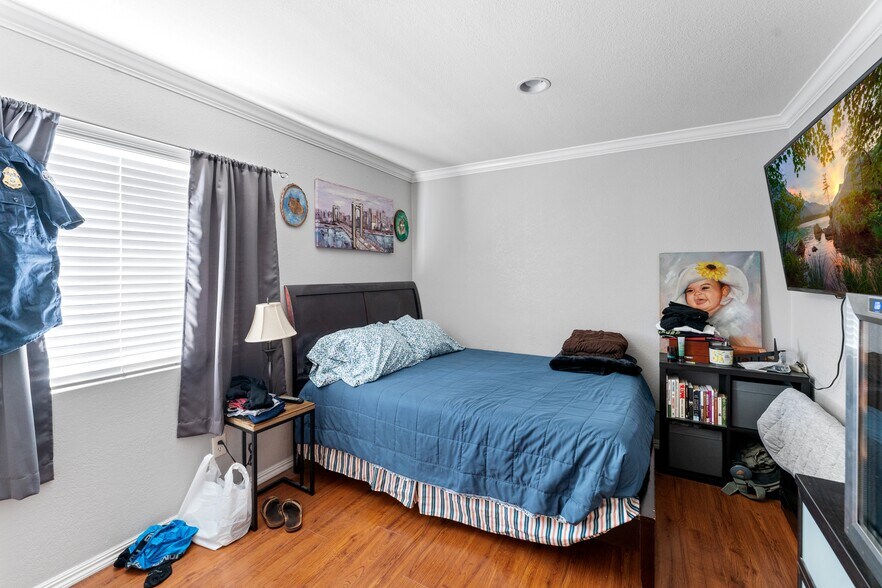 More Photos Of 8720 Villa Dr, Whittier Apartments For Sale