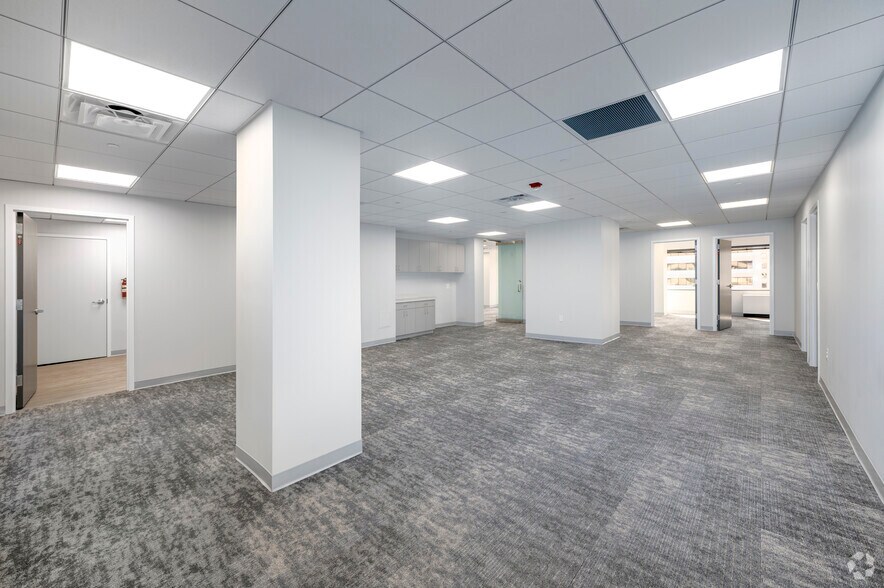 More Photos Of 4520 East West Hwy, Bethesda Office For Lease