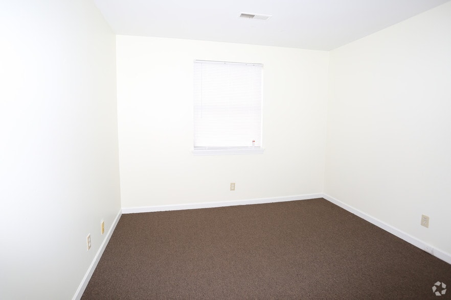 More Photos Of 190 Manhattan Ave, Buffalo Apartments For Sale