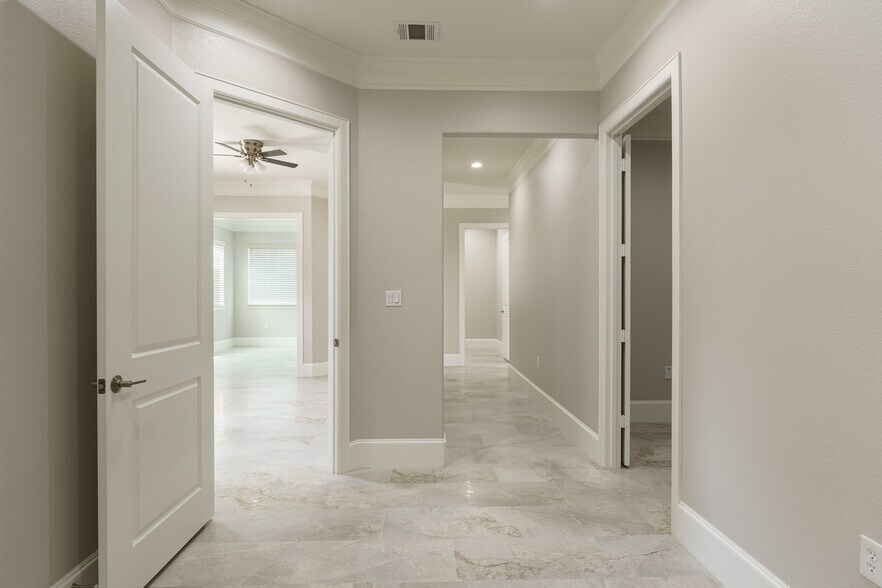 More Photos Of 12414 Spring Cypress Rd, Tomball Medical For Sale