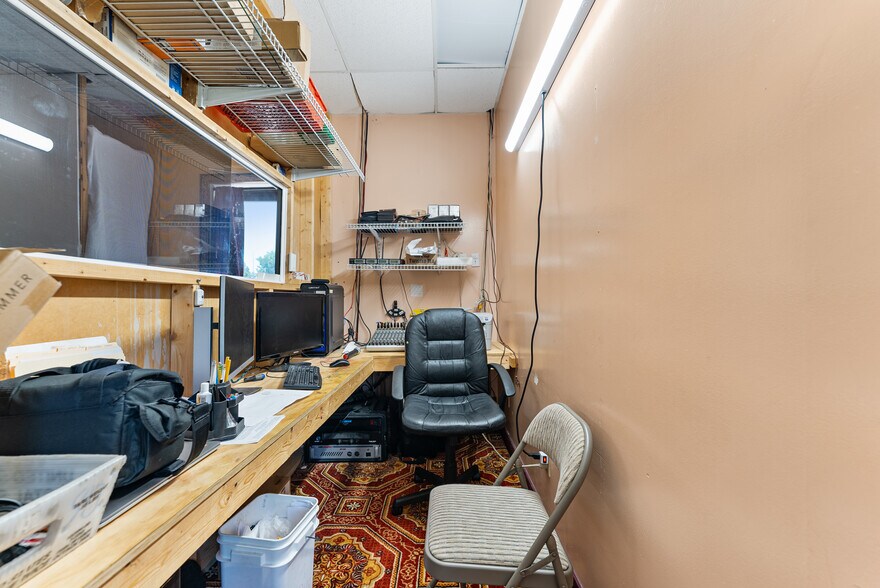 More Photos Of 605 Silver St, Agawam Storefront Retail Office For Sale