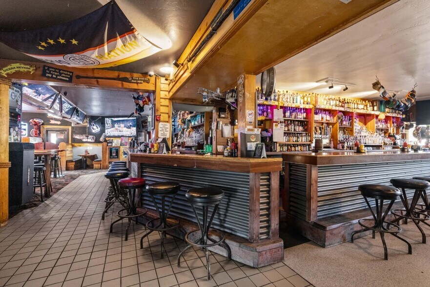 More Photos Of 100 Somers Rd, Somers Restaurant For Sale