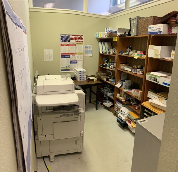 More Photos Of 2525 Wallingwood Dr, Austin Unknown For Lease