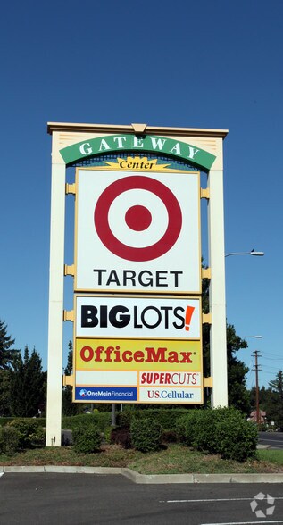 More Photos Of 6 N Fair Ave, Yakima Unknown For Lease