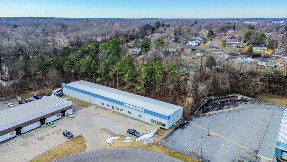 More Photos Of 3530 Park Plaza Rd, Paducah Flex For Lease