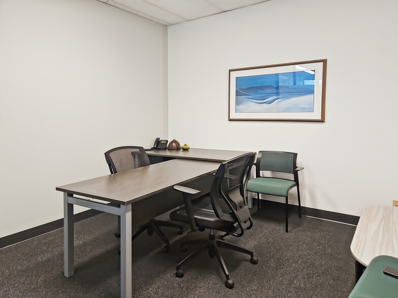 More Photos Of 701 W Georgia St, Vancouver Coworking Space