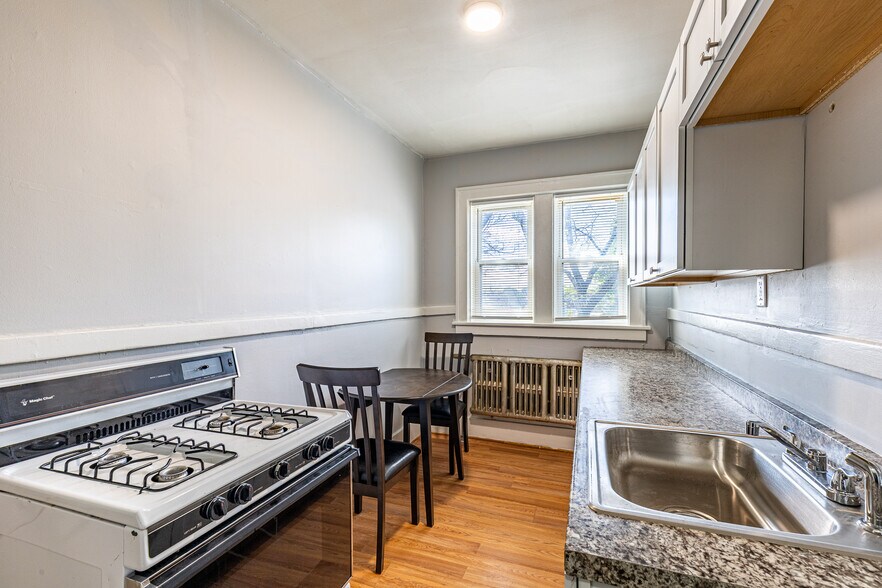More Photos Of 865 Lake Ave, Rochester Apartments For Sale