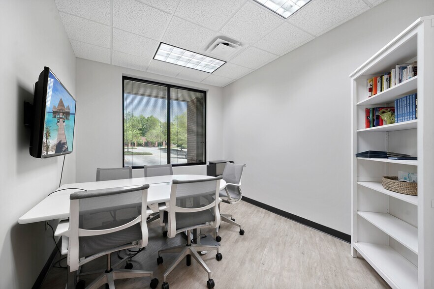 More Photos Of 3210 Fairhill Dr, Raleigh Office For Sale