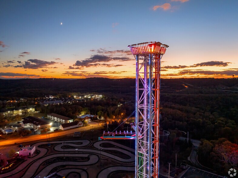 More Photos Of 3608 W 76 Country Blvd, Branson Amusement Park For Sale