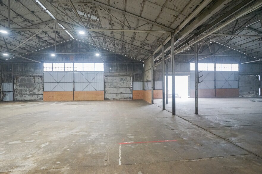 More Photos Of 121 N Gateway Dr, Madera Freestanding For Sale