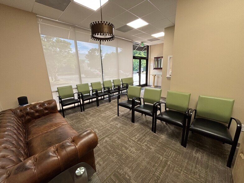 More Photos Of 2569-2571 Homeview Dr, Richmond Medical For Lease