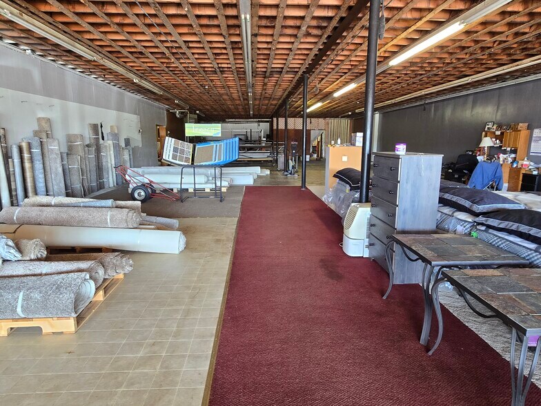 More Photos Of 2320 MN-60 Hwy, Windom General Retail For Sale