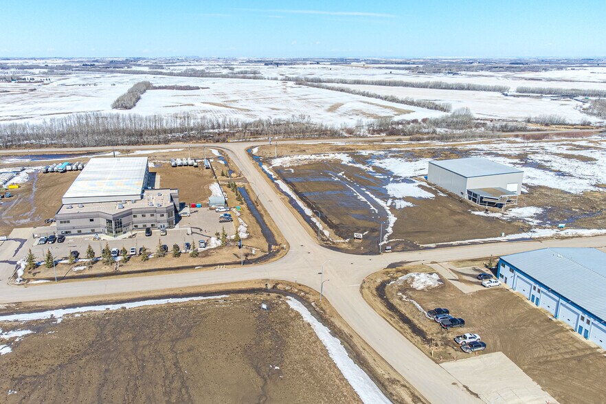 More Photos Of 6926 66 St, Lloydminster Land For Sale