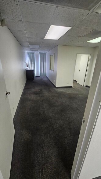 More Photos Of 3160 S Valley View Blvd, Las Vegas Medical For Lease