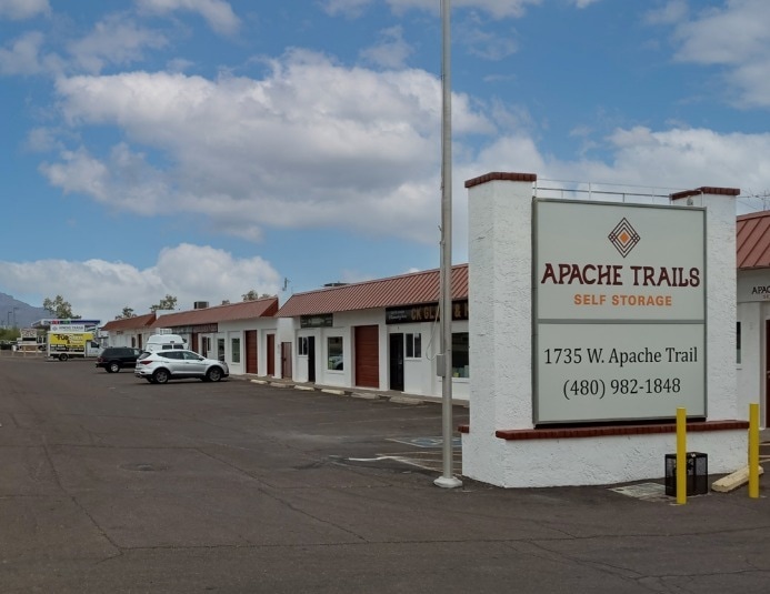 Primary Photo Of 1735 W Apache Trl, Apache Junction Light Distribution For Lease