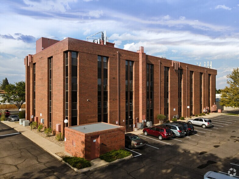 More Photos Of 15200 E Girard Ave, Aurora Medical For Lease