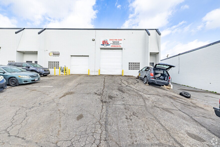 Primary Photo Of 6109-6127 Oakleaf Ave, Baltimore Coworking Space