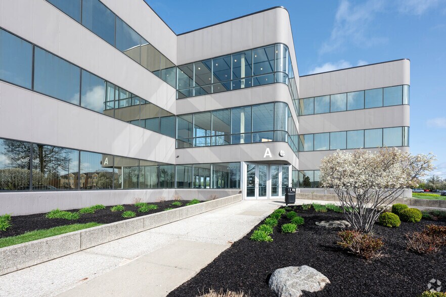 More Photos Of 2601 Fortune Cir E, Indianapolis Office For Sale