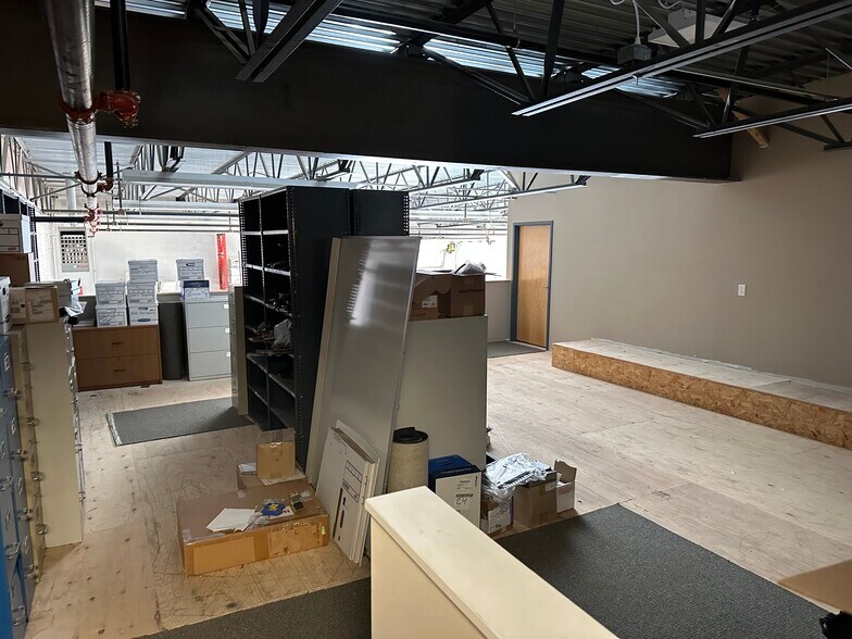 More Photos Of 171 Ruth Rd, Harleysville Light Distribution For Lease