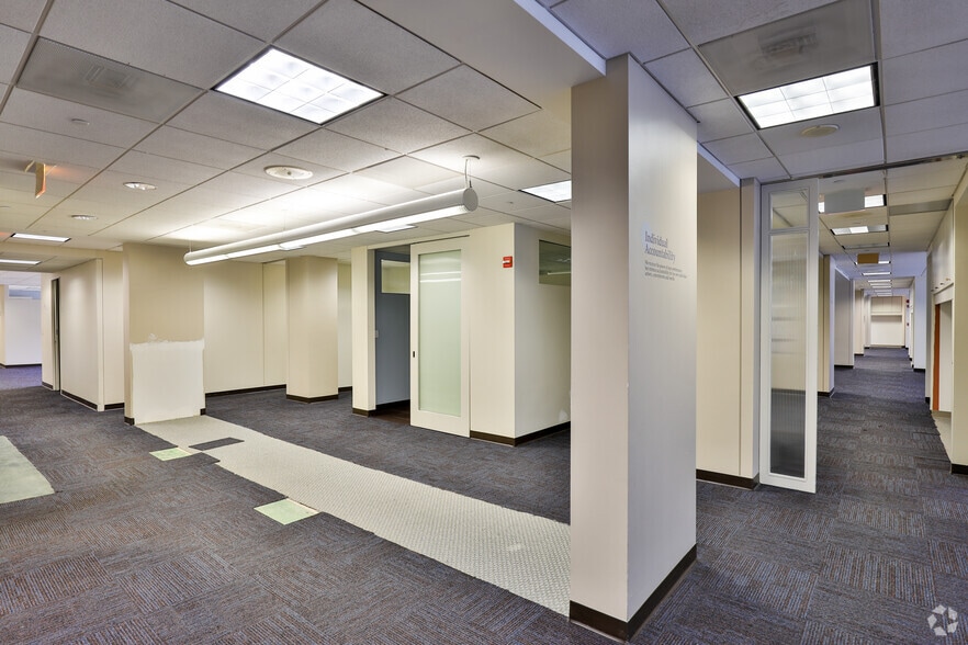 Photo of 8th Floor Ste 800