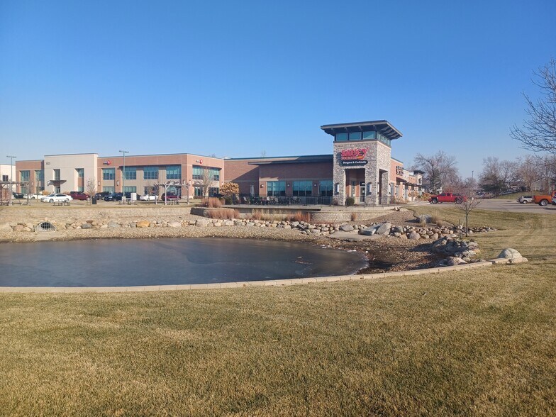 More Photos Of 5100 Fountains Dr NE, Cedar Rapids Storefront For Lease