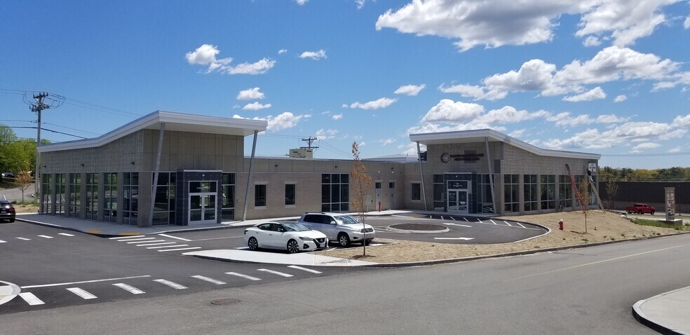 More Photos Of 55 Commerce Way, Plymouth Medical For Lease