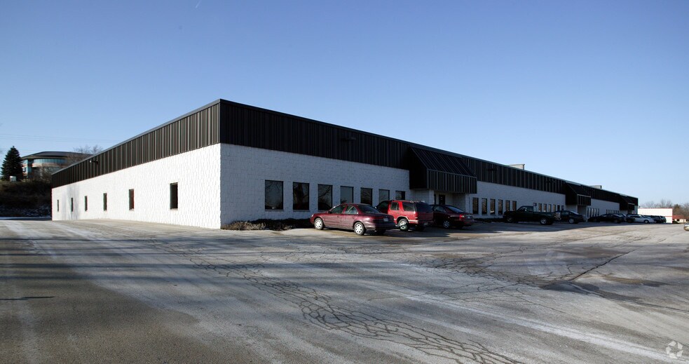 Primary Photo Of W229 N1687 Westwood Dr, Waukesha Light Manufacturing For Lease