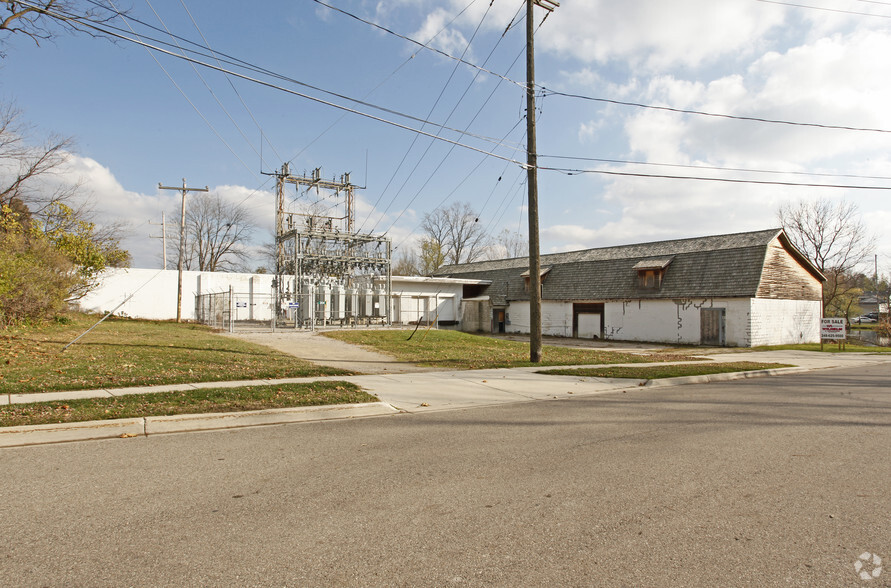 Primary Photo Of 112 Mill St, Linden Warehouse For Sale